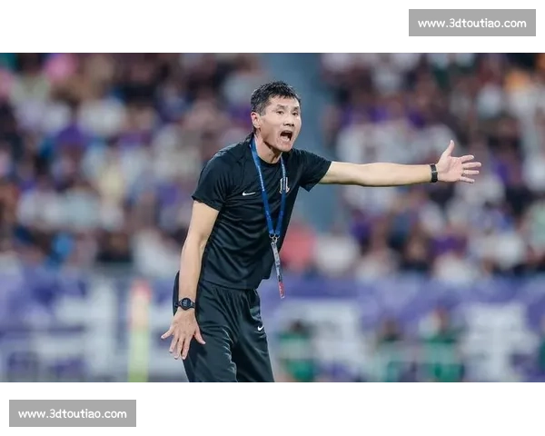 青岛海牛 4-2 逆转国安:逃离降级区的救赎之战 青岛海牛 4-2 逆转国安:逃离降级区的救赎之战